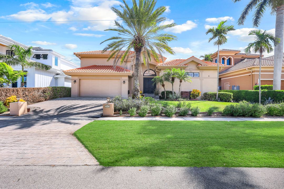 833 Swan Dr, Marco Island, FL 34145