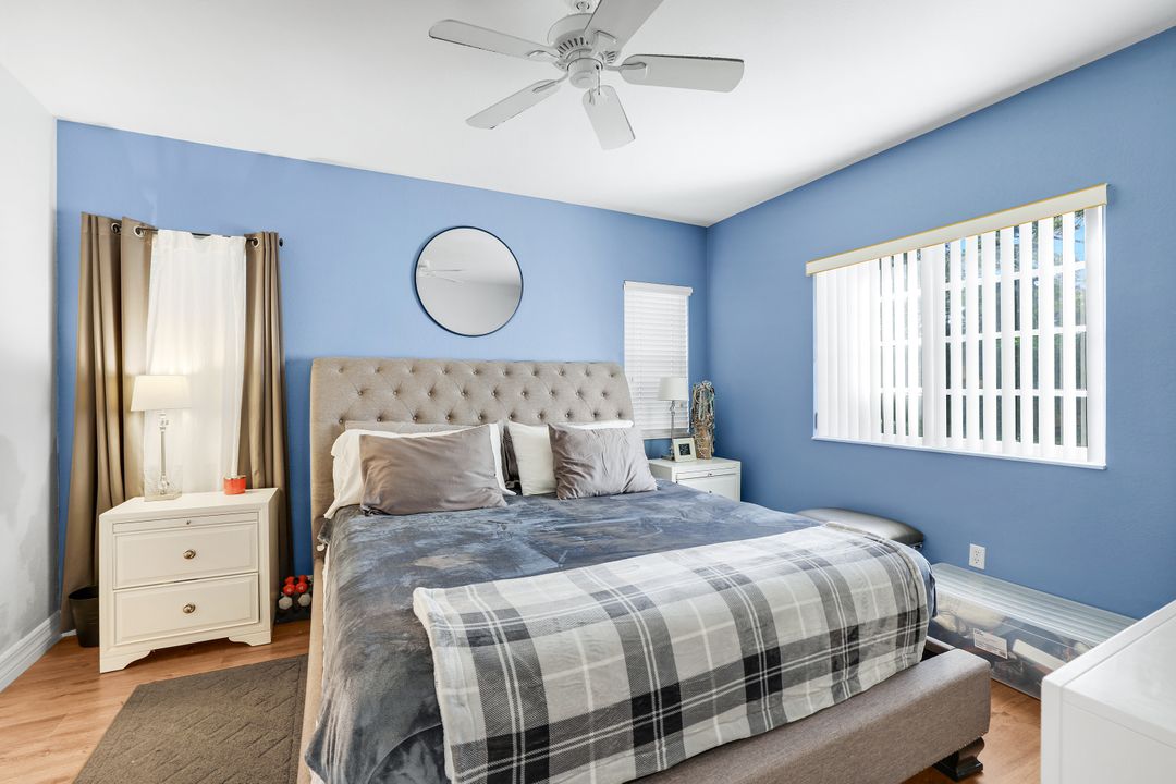 610 Luisa Ct #802-1, Naples, FL 34104