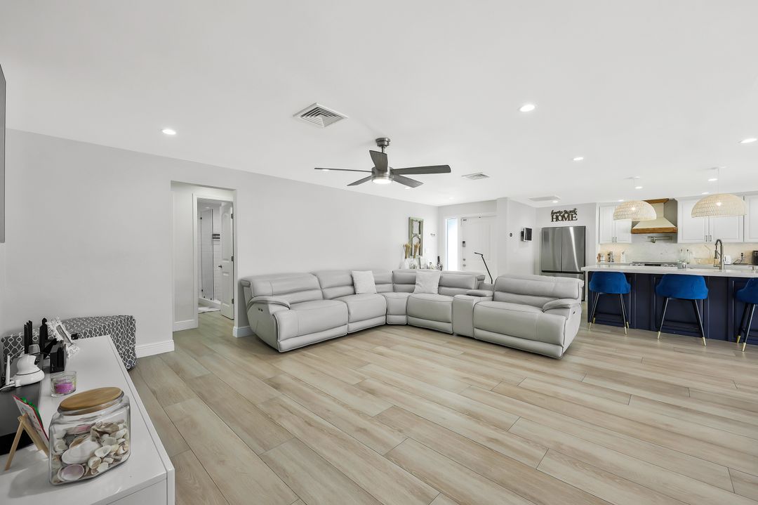 20580 Park Pl, Estero, FL 33928