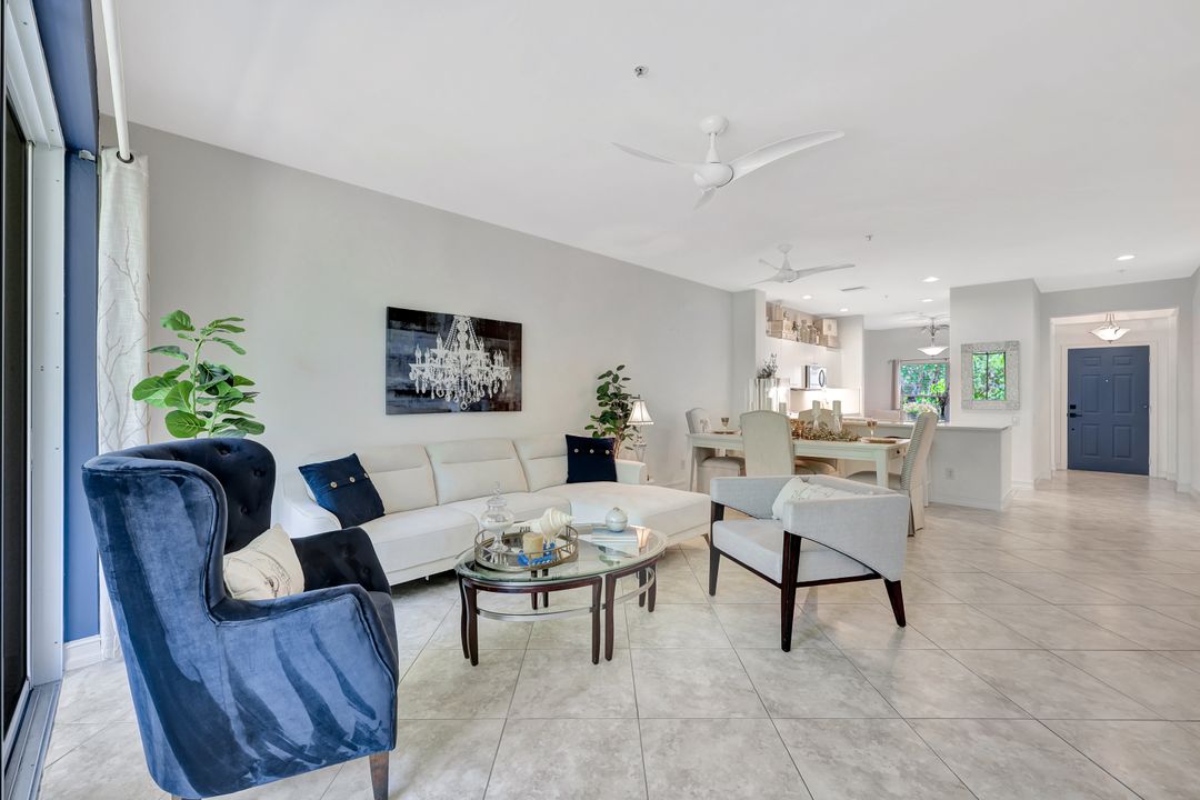 1045 Tarpon Cove Dr #102, Naples, FL 34110