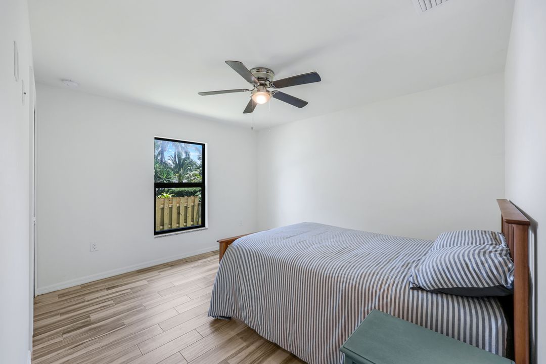 18209 Hawthorne Rd, Fort Myers, FL 33967