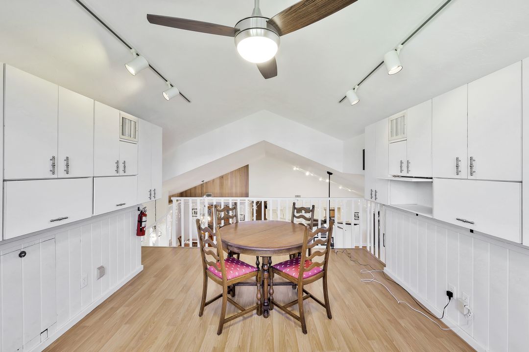 230 Windbrook Ct, Marco Island, FL 34145