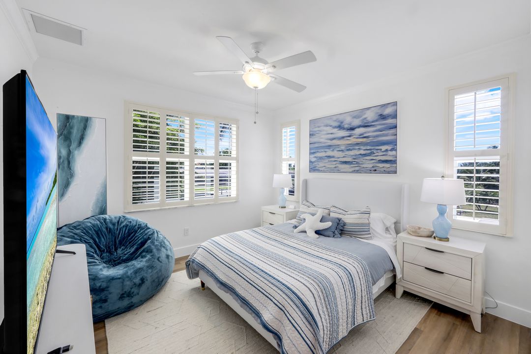 915 Pecten Ct, Sanibel, FL 33957