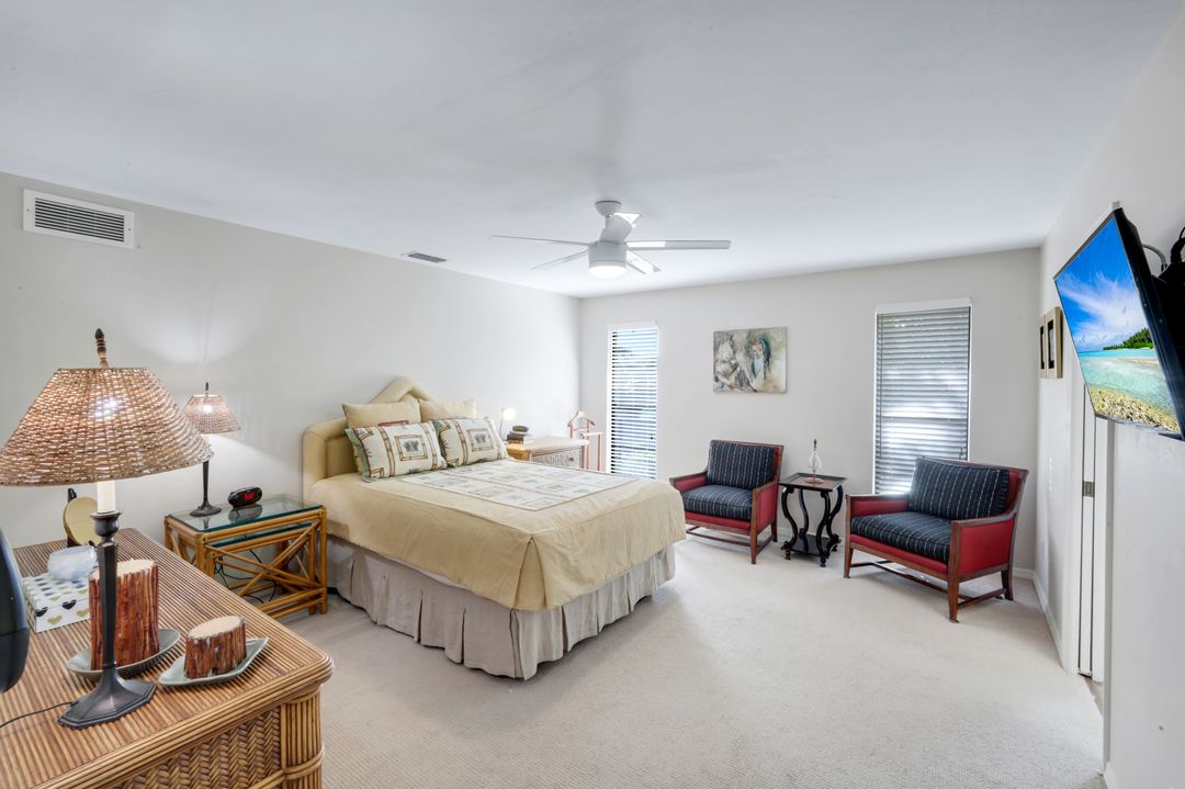 111 Blue Ridge Dr, Naples, FL 34112