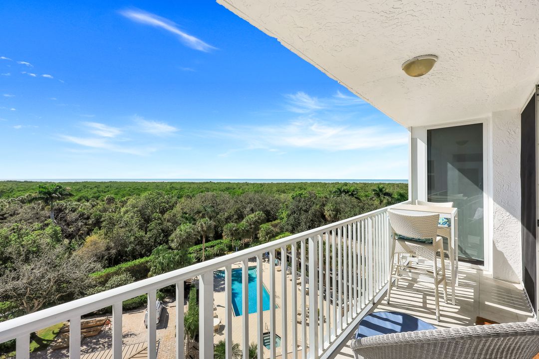 6361 Pelican Bay Blvd #503, Naples, FL 34108