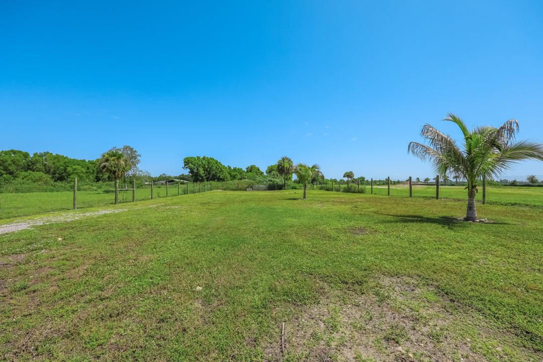 3857 39th Ave NE, Naples, FL 34120