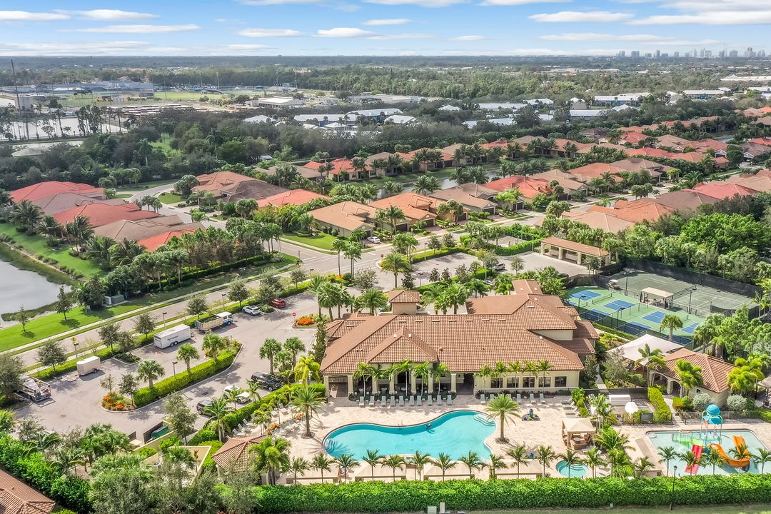 13644 Mandarin Cir, Naples, FL 34109