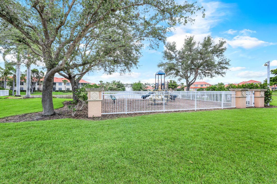 5593 Kensington Loop, Fort Myers, FL 33912