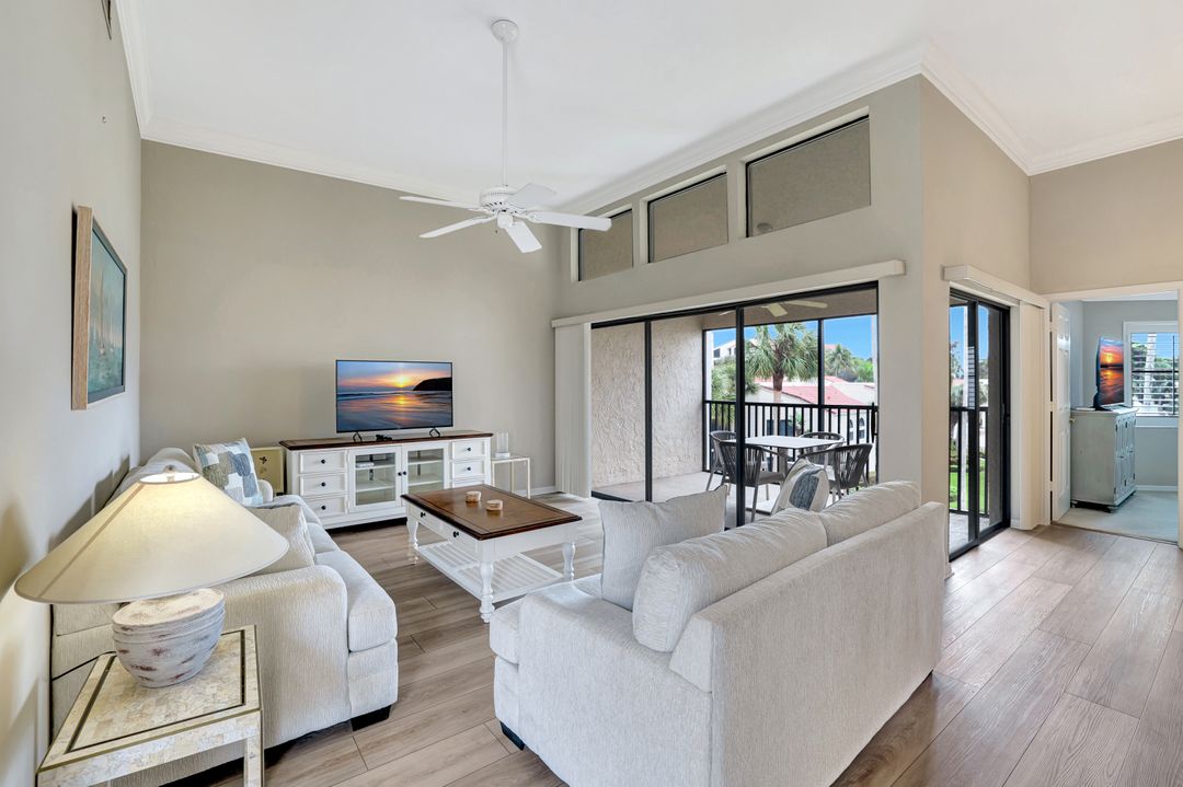 6525 Valen Way #D302, Naples, FL 34108