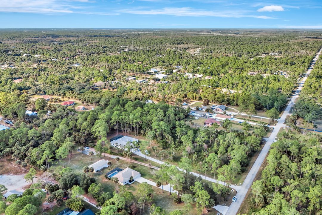 495 9th St SW, Naples, FL 34117