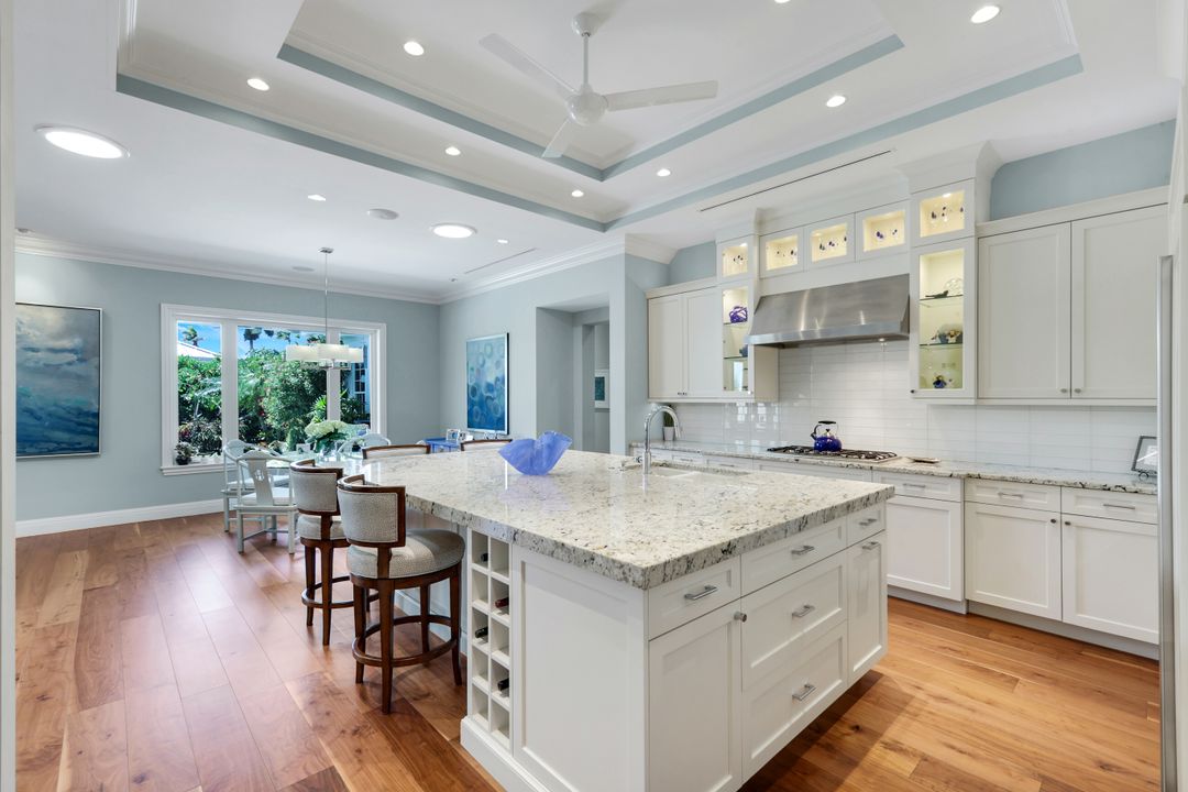 524 Turtle Hatch Ln, Naples, FL 34103