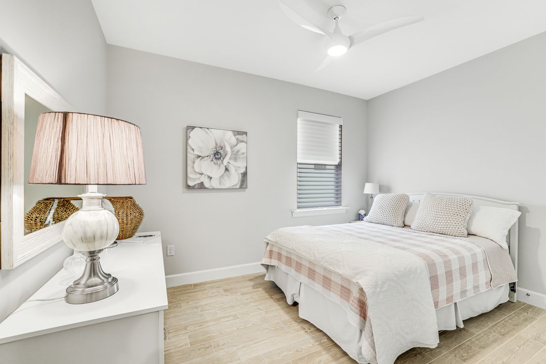 7631 Winding Cypress Dr, Naples, FL 34114