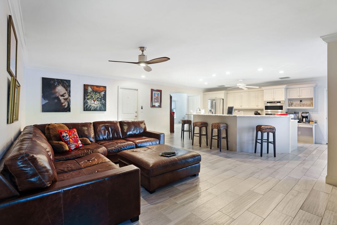 6516 Trail Blvd, Naples, FL 34108