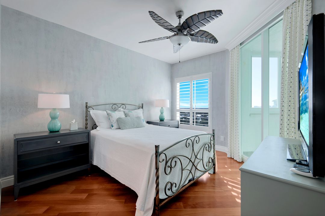 295 Grande Way #1004, Naples, FL 34110