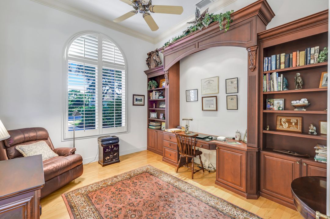 1468 Gormican Ln, Naples, FL 34110