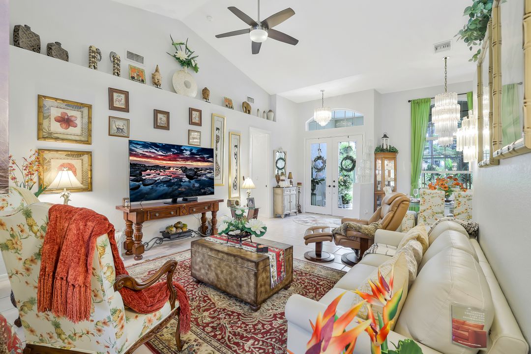 186 Muirfield Cir, Naples, FL 34113