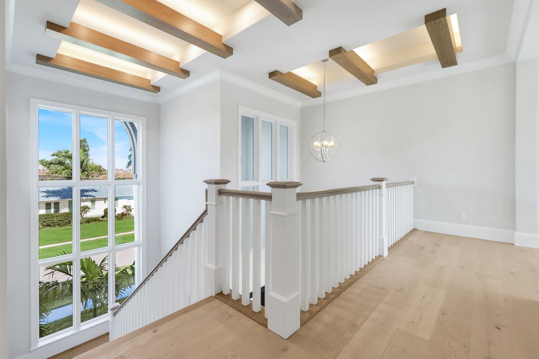 713 Nautilus Ct, Marco Island, FL 34145