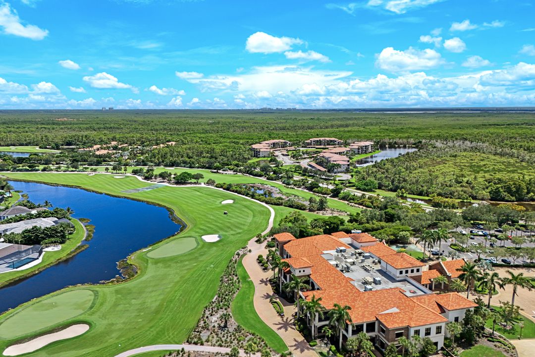 9937 Montiano Dr, Naples, FL 34113