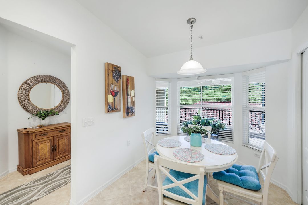 2760 Cypress Trace Cir #2528, Naples, FL 34119