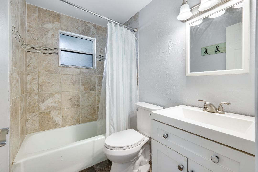 108 Powell Creek Cir, North Fort Myers, FL 33917