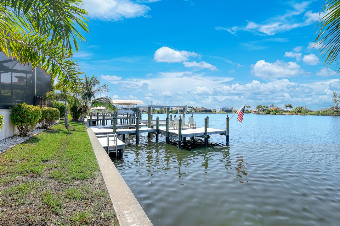 4612 NW 33rd Terrace, Cape Coral, FL 33993
