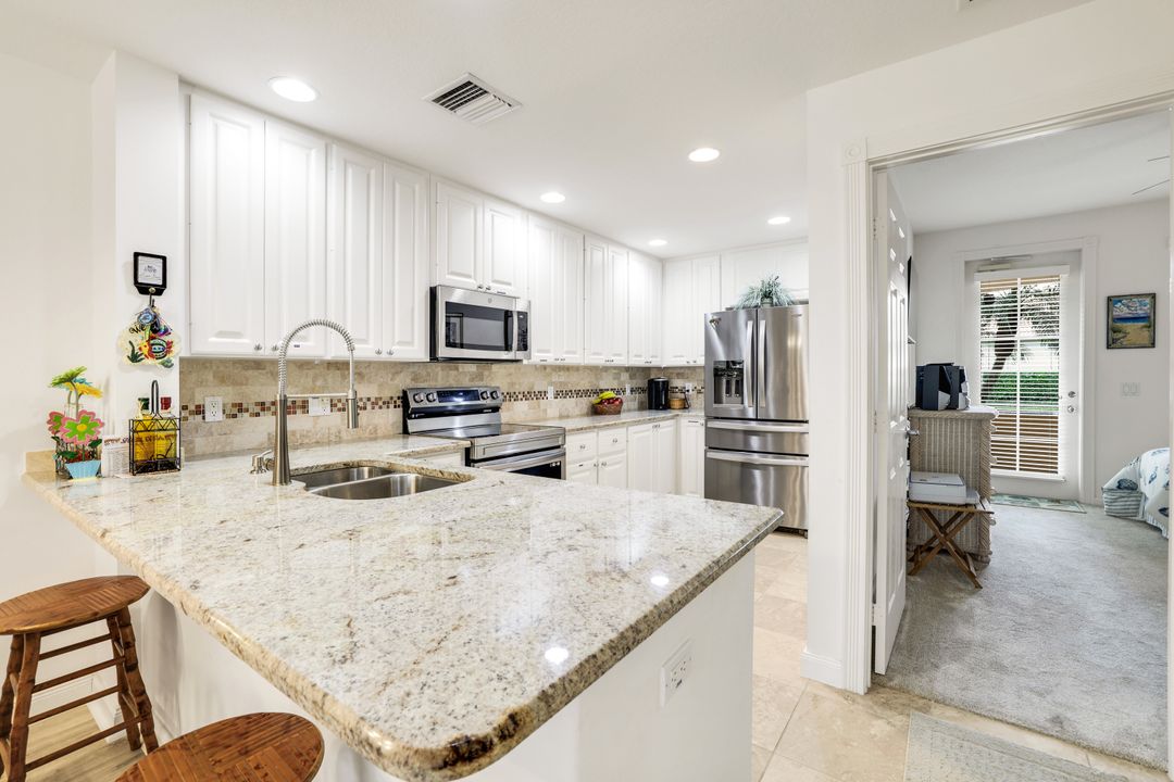 8365 Rimini Way, Naples, FL 34114