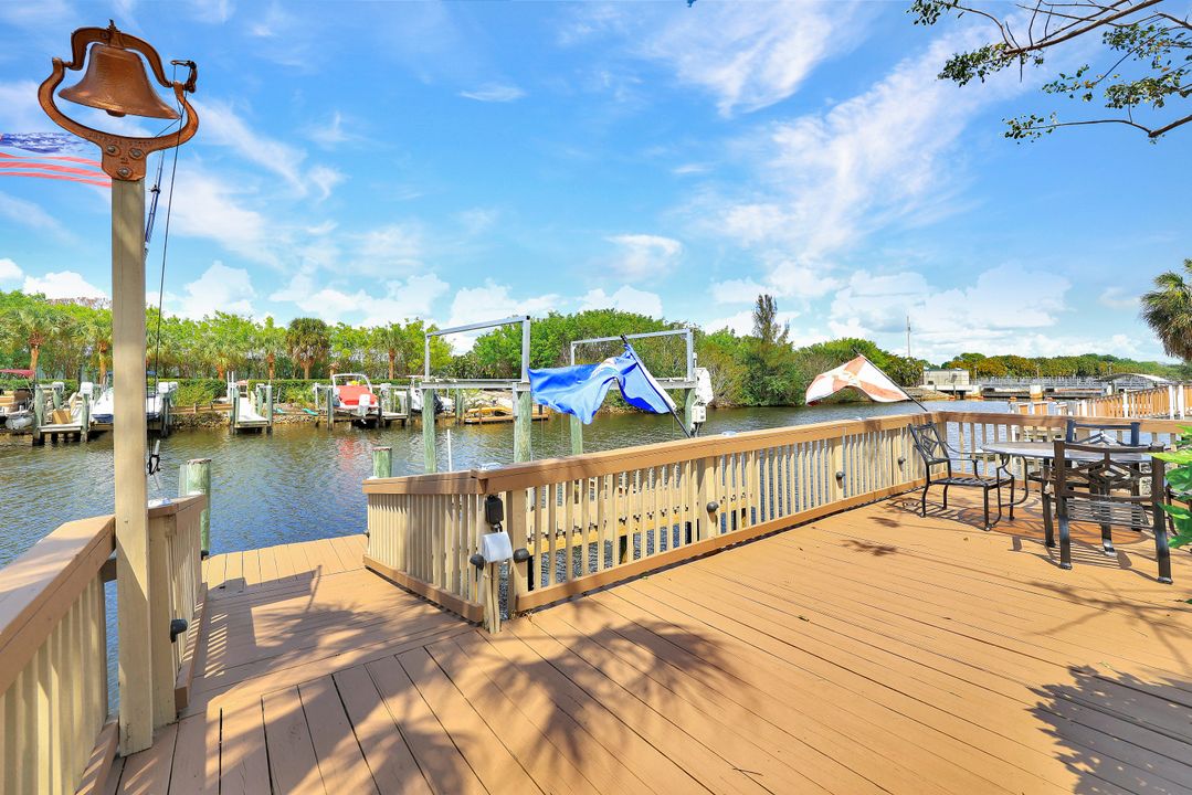 2361 Longboat Dr, Naples, FL 34104