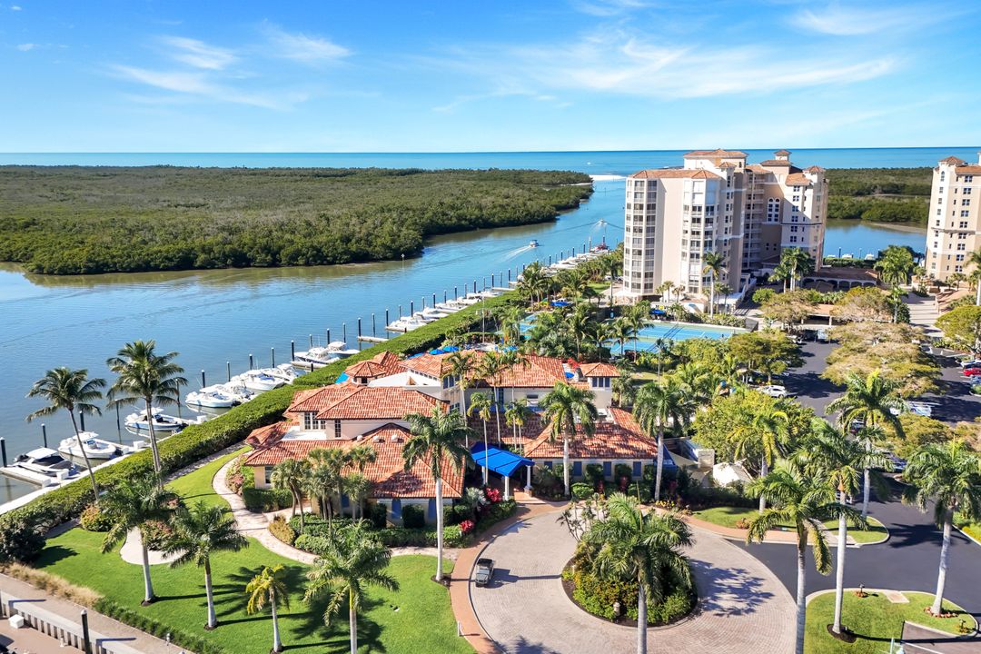 13665 Vanderbilt Dr #301, Naples, FL 34110