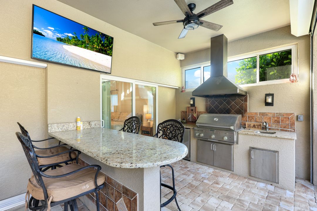 7500 Woodland Bend Cir, Fort Myers, FL 33912