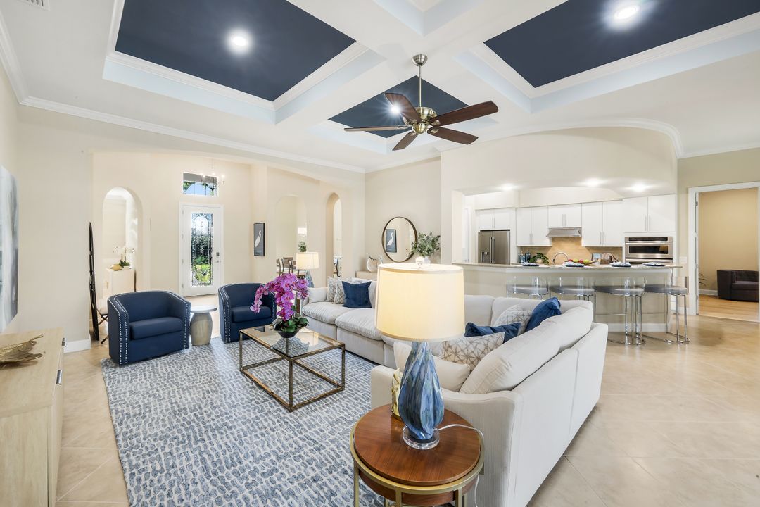 9314 Quarry Dr, Naples, FL 34120