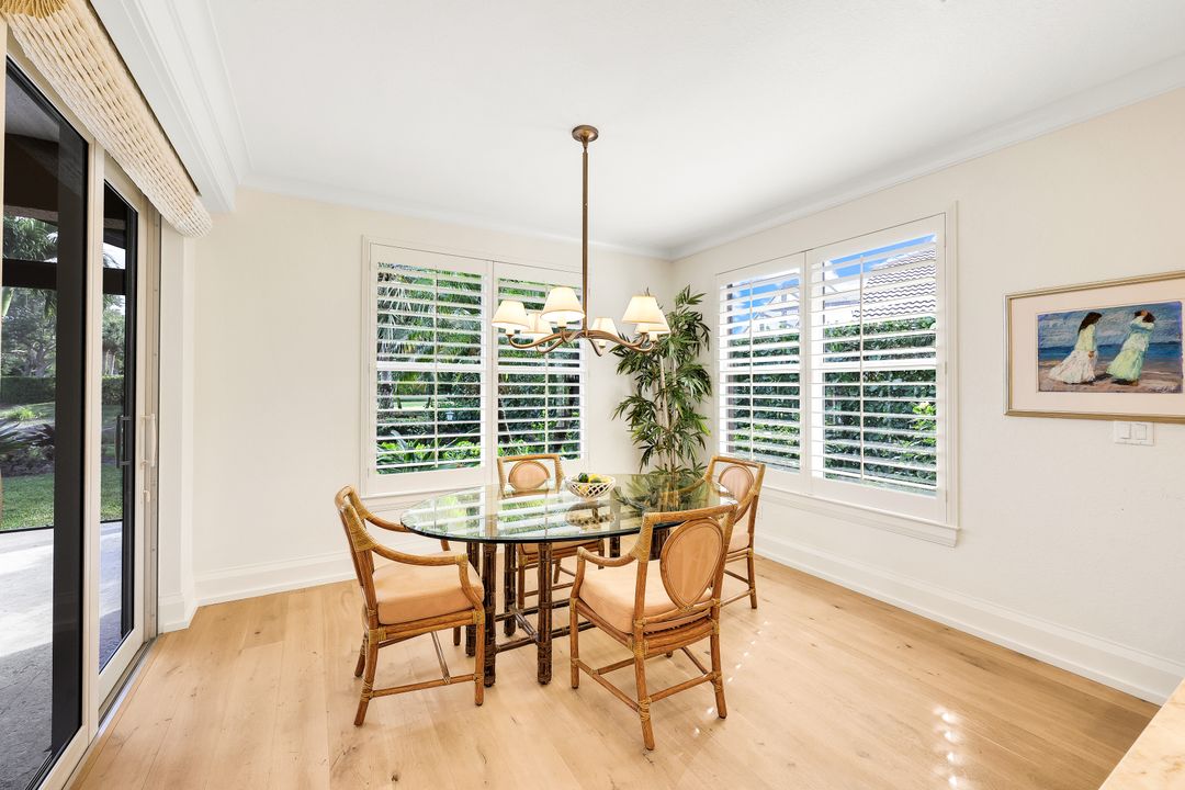 6777 Southern Oak Ct, Naples, FL 34109