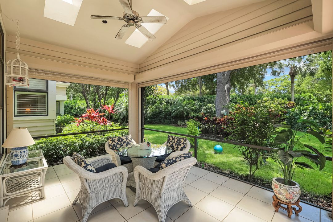 6619 Trident Way, Naples, FL 34108