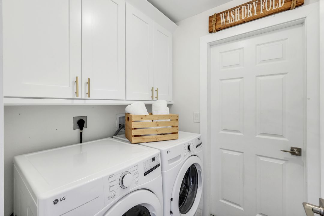 3322 Oasis Blvd, Cape Coral, FL 33914