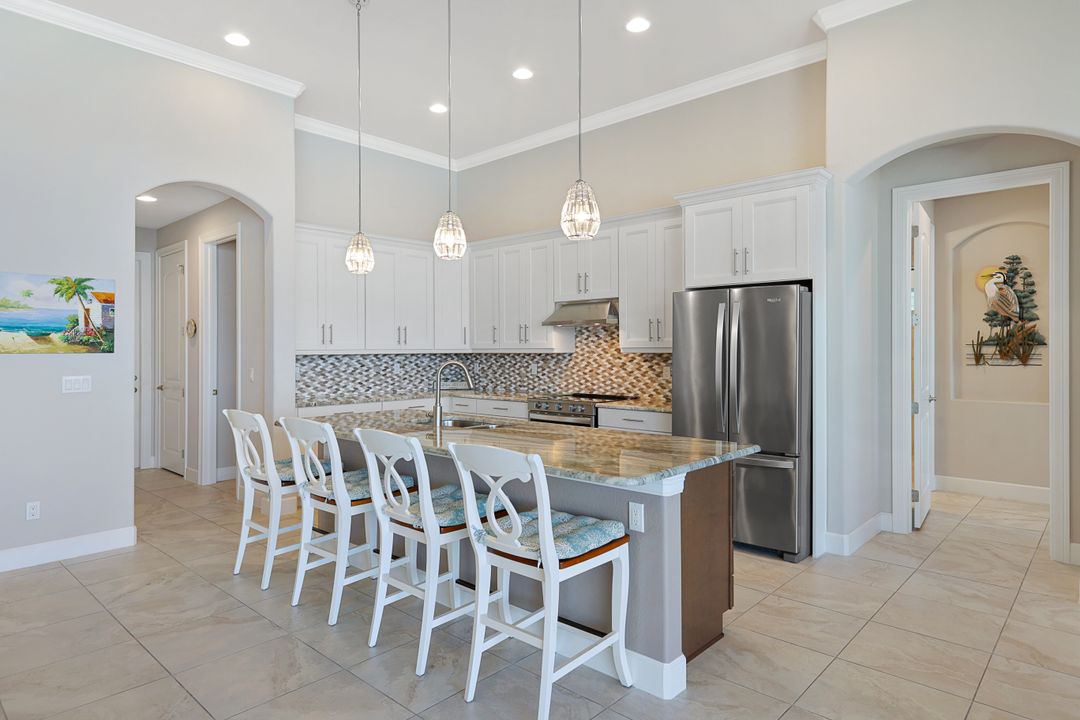 4612 NW 33rd Terrace, Cape Coral, FL 33993