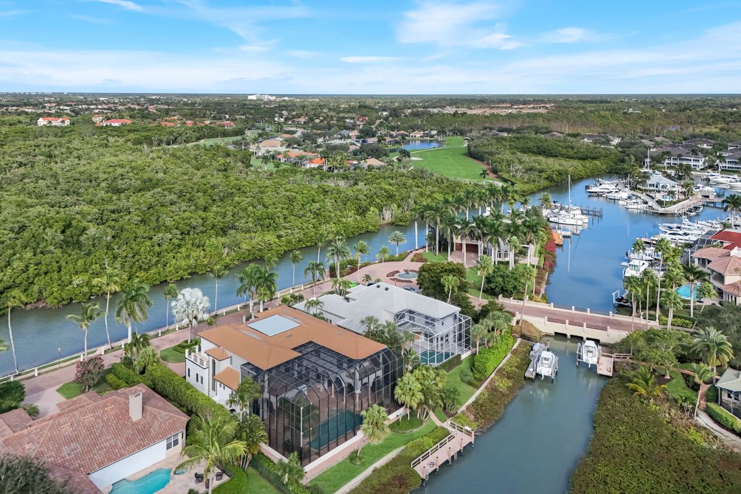 1450 Gulfstar Dr S, Naples, FL 34112