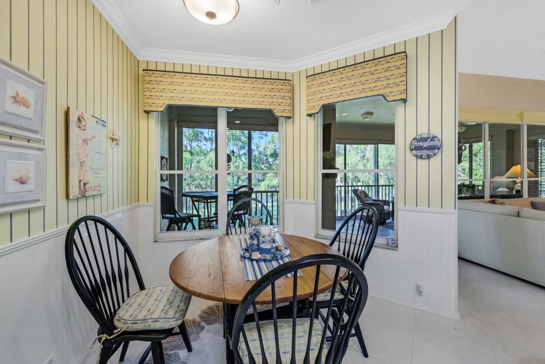 8265 Danbury Blvd #203, Naples, FL 34120