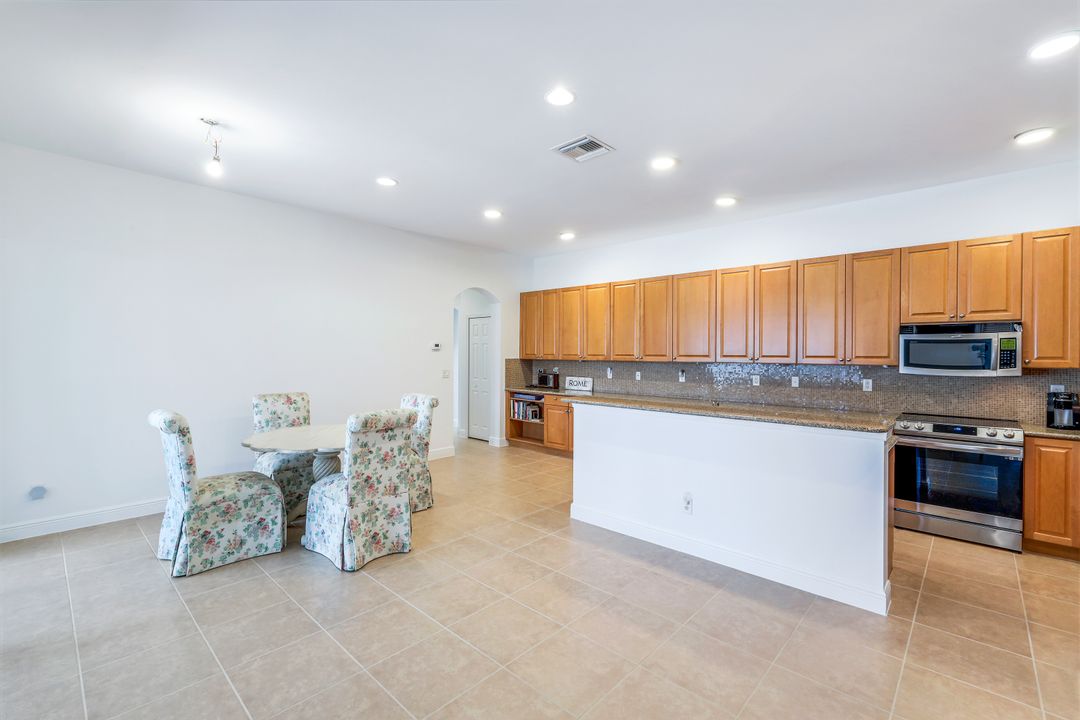 5593 Kensington Loop, Fort Myers, FL 33912