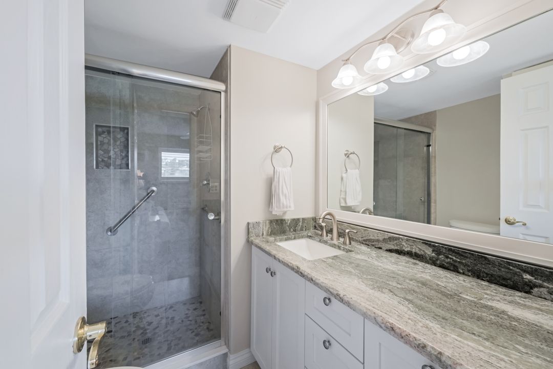 300 Forest Lakes Blvd #104, Naples, FL 34105