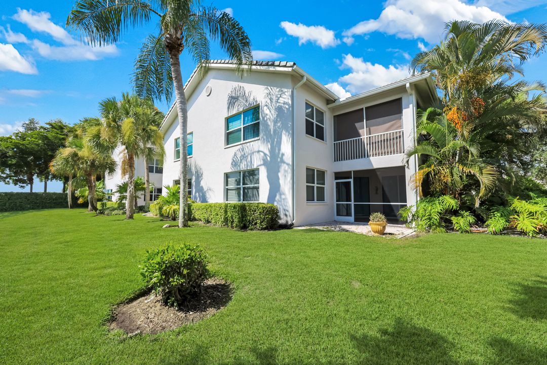8310 Whisper Trace Way #102, Naples, FL 34114