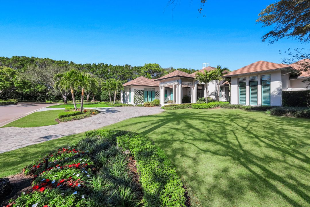 2818 Thistle Way, Naples, FL 34105