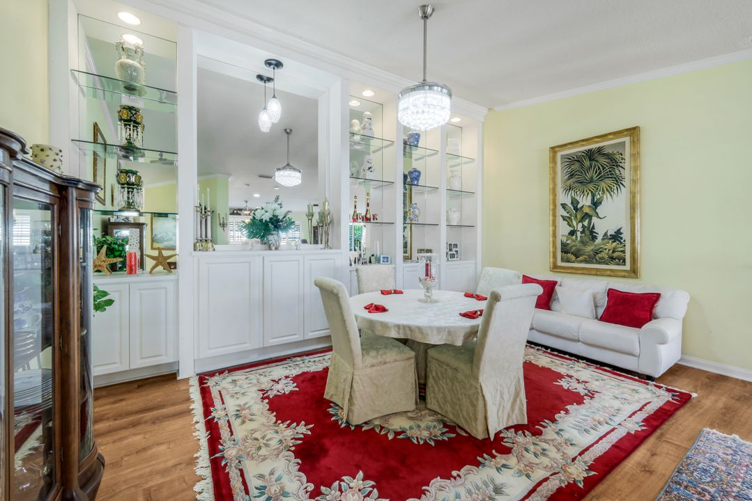 5425 Guadeloupe Way, Naples, FL 34119