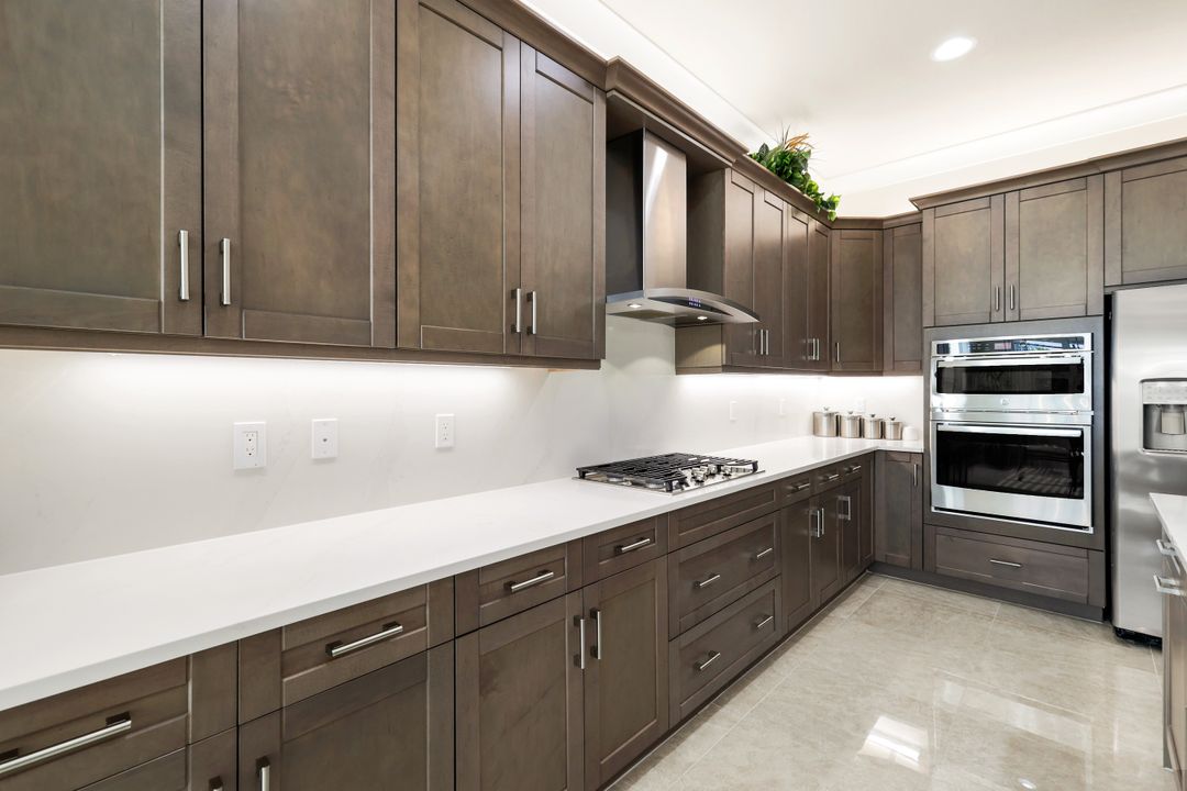 12078 Mimosa St, Naples, FL 34120