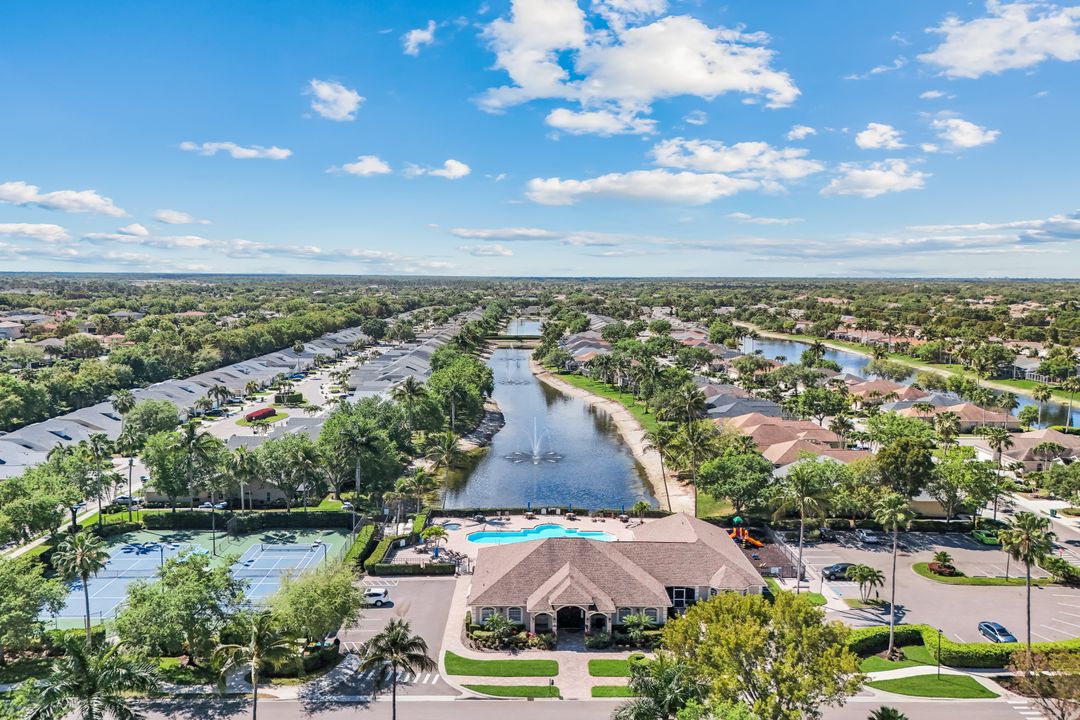 8616 Ibis Cove Cir, Naples, FL 34119
