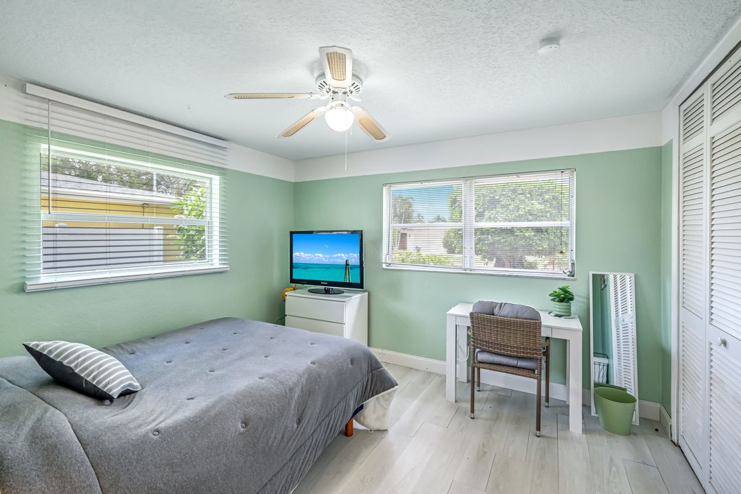 5333 Cocoa Ct, Cape Coral, FL 33904