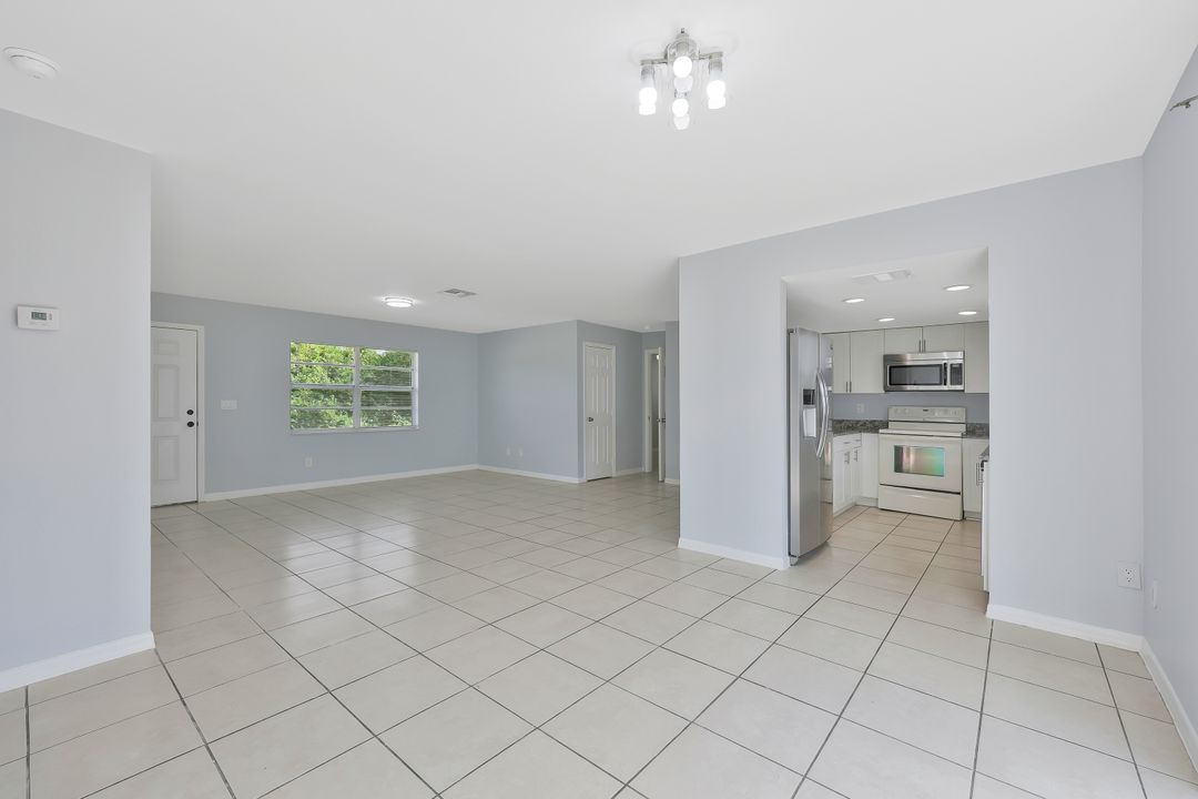 300 Anita Ave S, Lehigh Acres, FL 33976