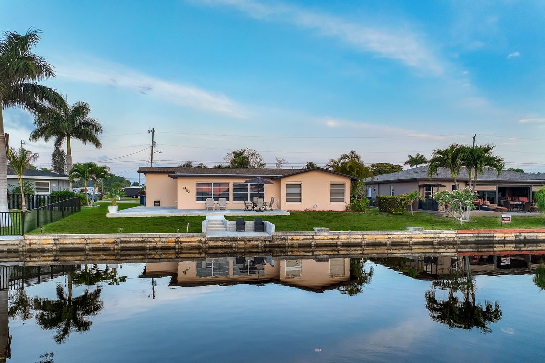 4530 Vinsetta Ave, North Fort Myers, FL 33903
