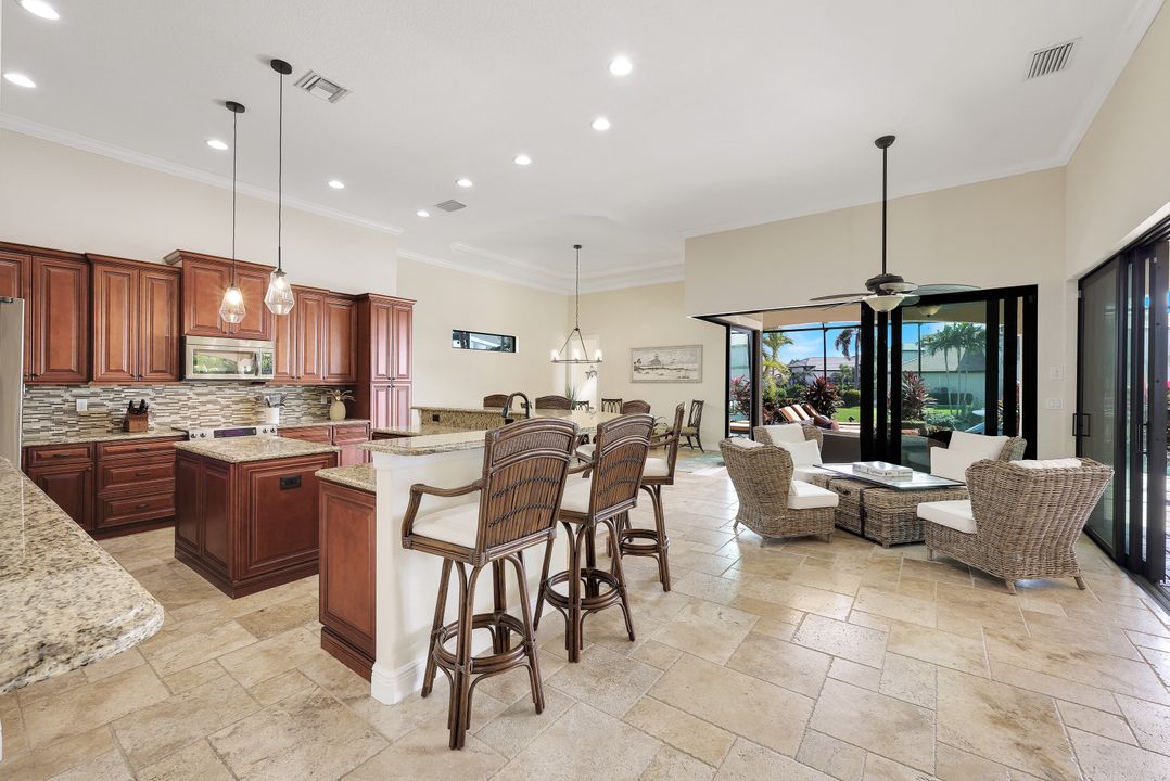 5858 Harbour Preserve Cir, Cape Coral, FL 33914