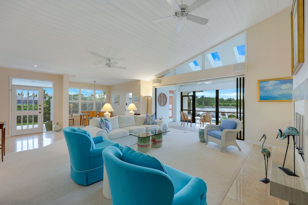 3762 Haldeman Creek Dr, Naples, FL 34112
