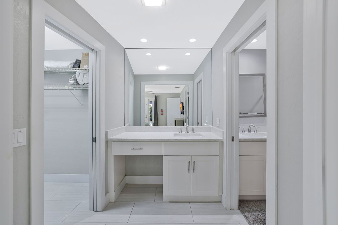 291 W Flamingo Cir, Marco Island, FL 34145