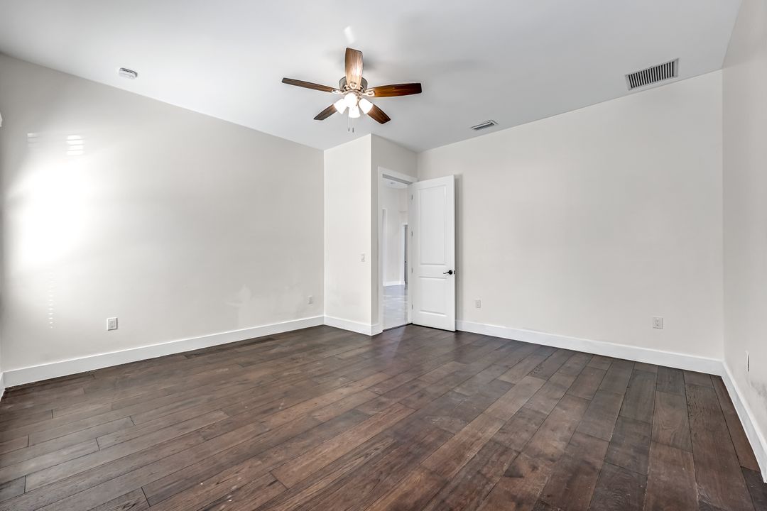 1853 Della Dr, Naples, FL 34117